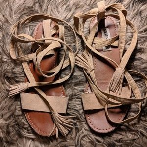 Lace up Sandals